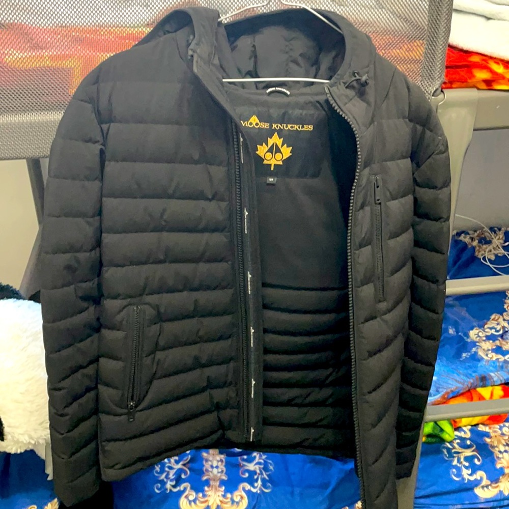 puffer moose knuckle jacket